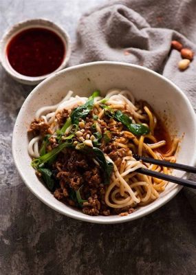  Dan Dan Mian: Kan Spicy Szechuan Umami Skålen Med Nudlar Och Röd Chiliolja Var Den Perfekta Måltiden?