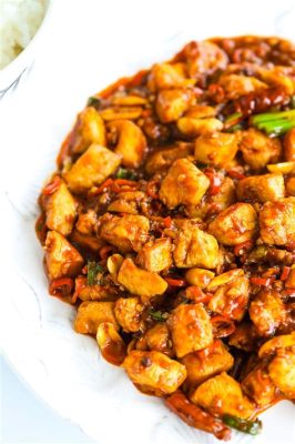  Shaoguan Kung Pao Kyckling - En Smakrik Rätt Med Skarp Krydda Och Smörig Textur!